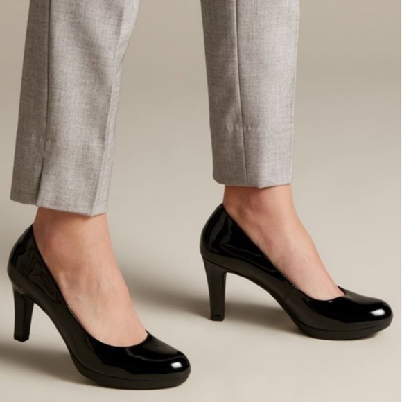 clarks adriel pumps